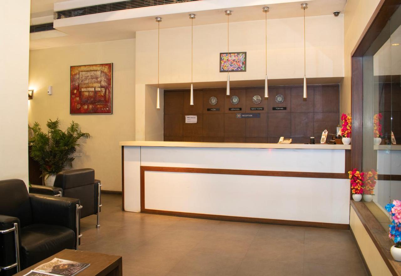 Octave Koregaon Park Pune Exteriör bild