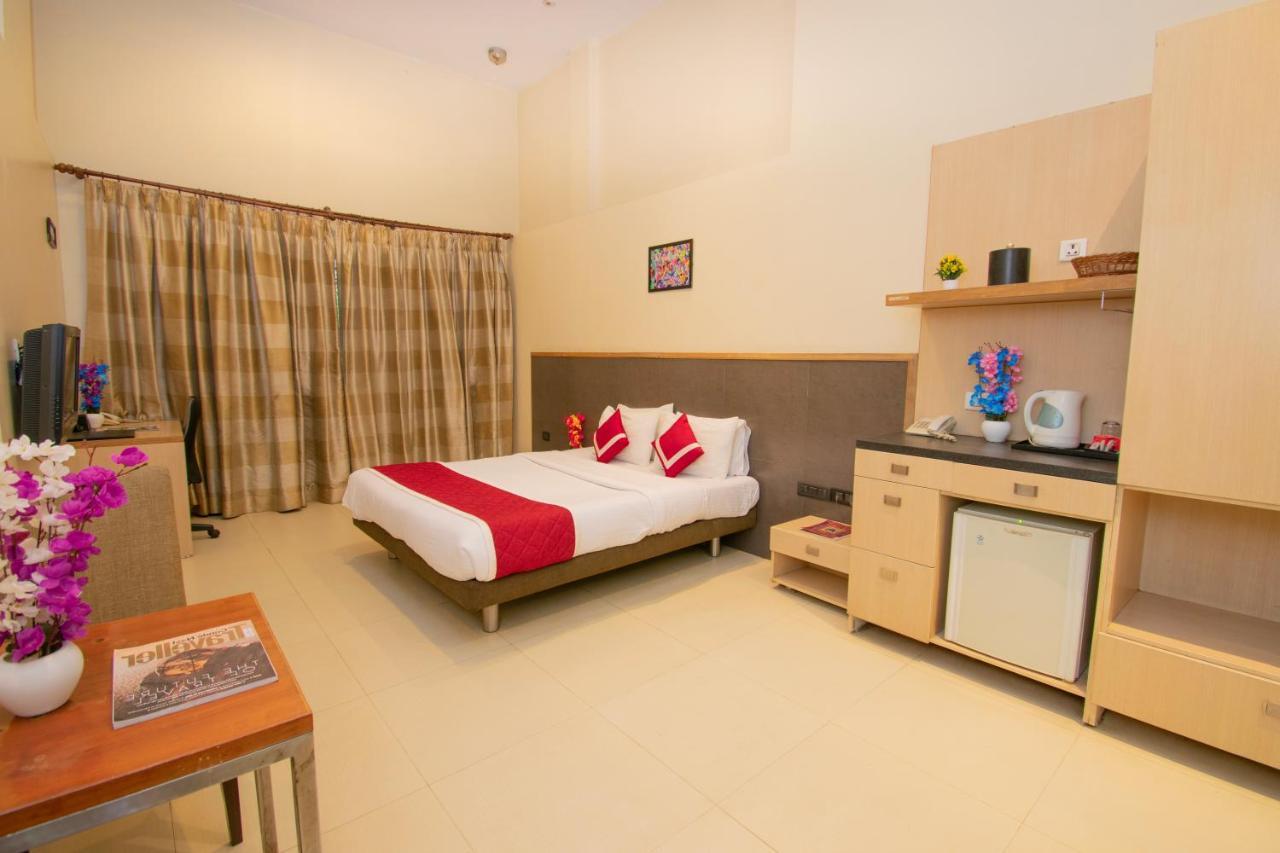 Octave Koregaon Park Pune Exteriör bild