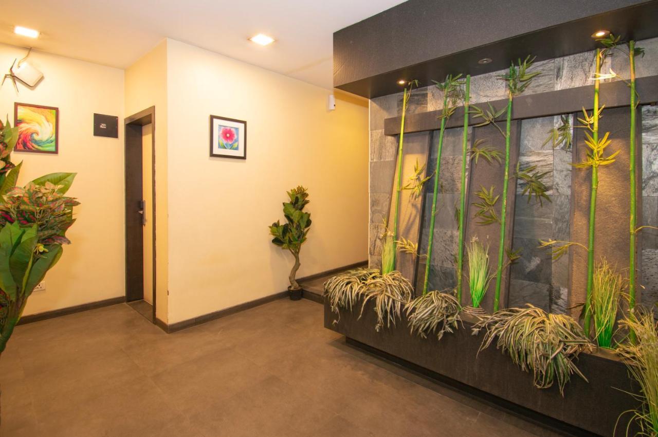 Octave Koregaon Park Pune Exteriör bild
