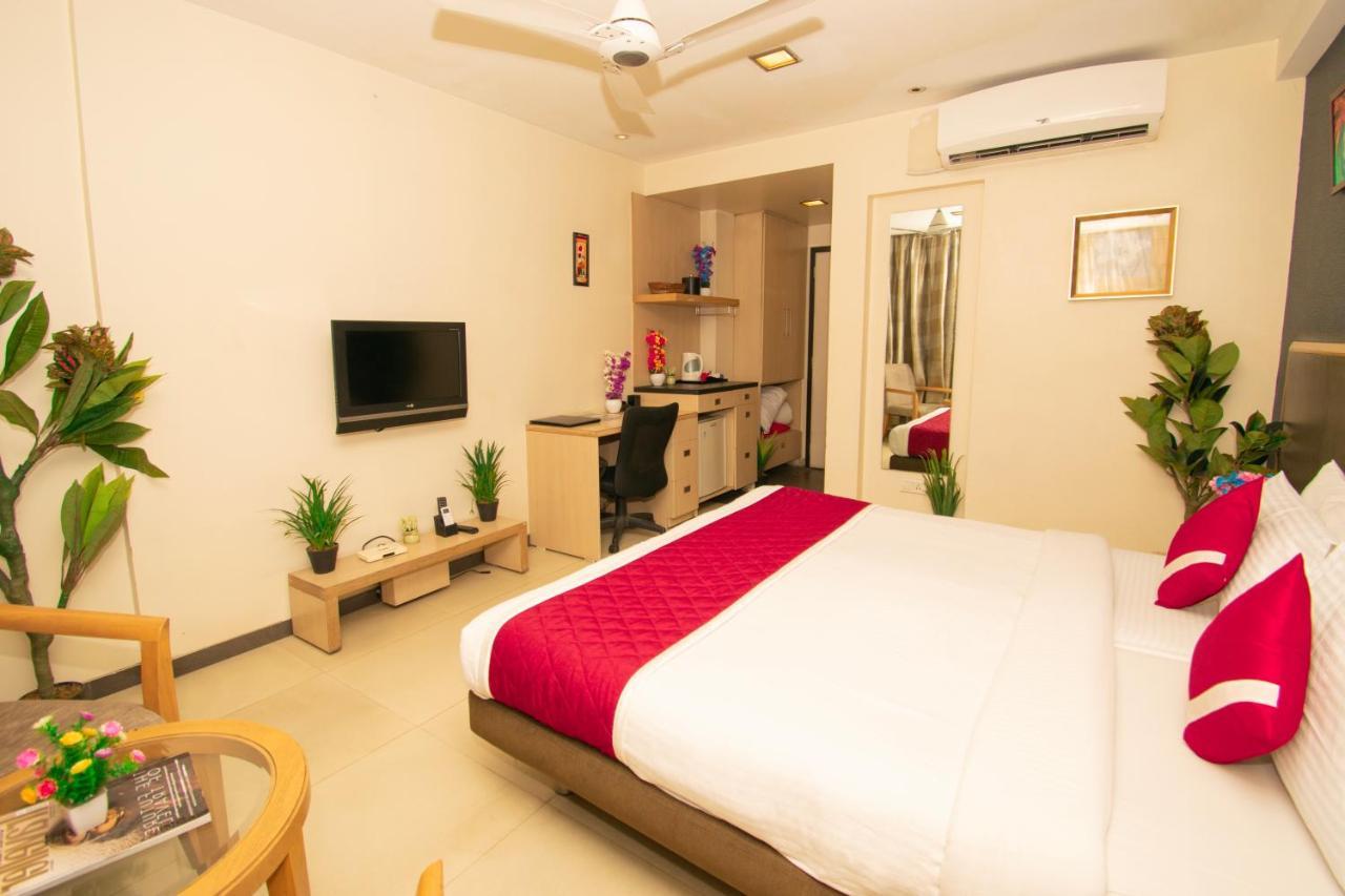 Octave Koregaon Park Pune Exteriör bild